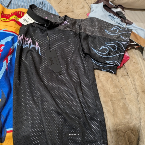 Bundle - Picture 2 of 7